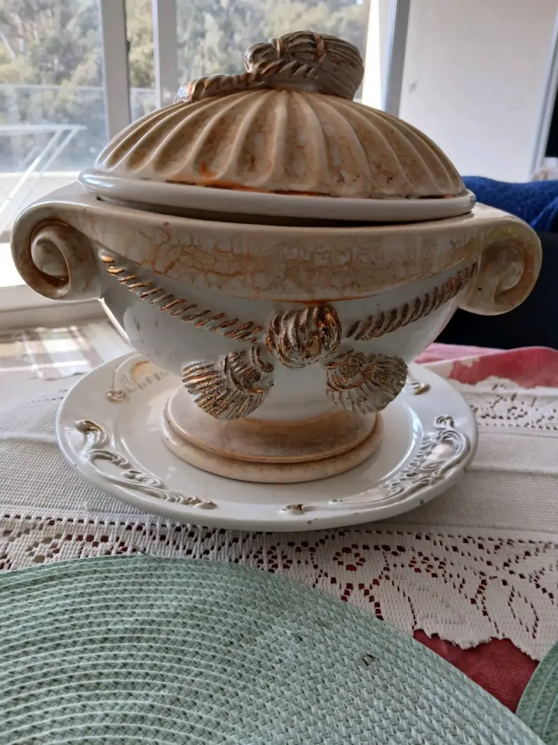 Sopera de cerámica Capodimonte estilo clásico - 2