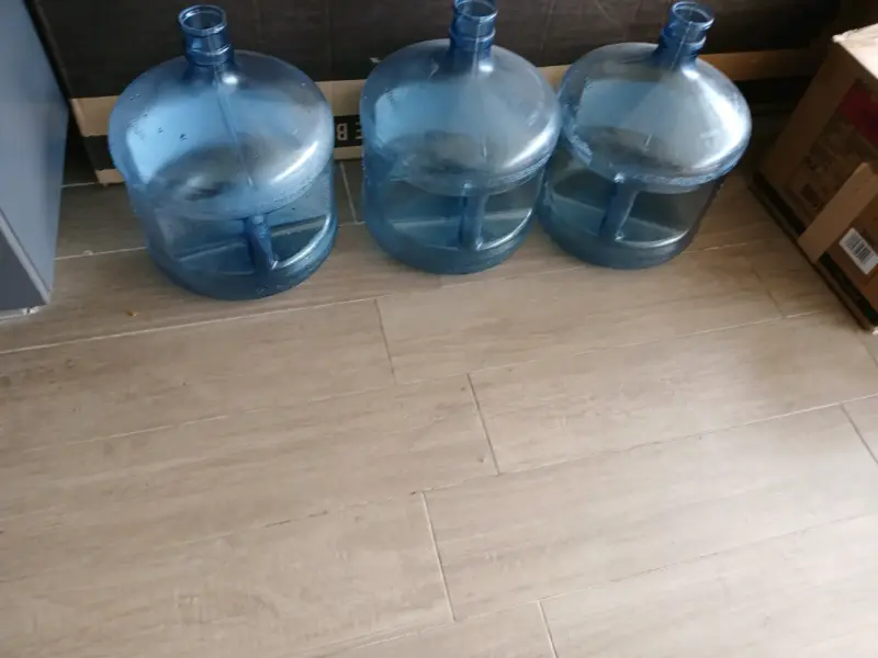 Bidones de agua de 12 litros reutilizables - 2