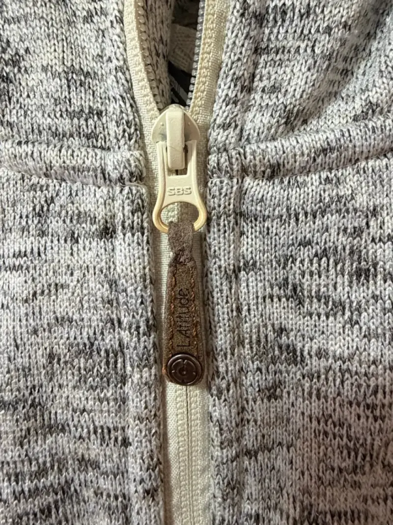 Chaqueta de lana gris con capucha - 2