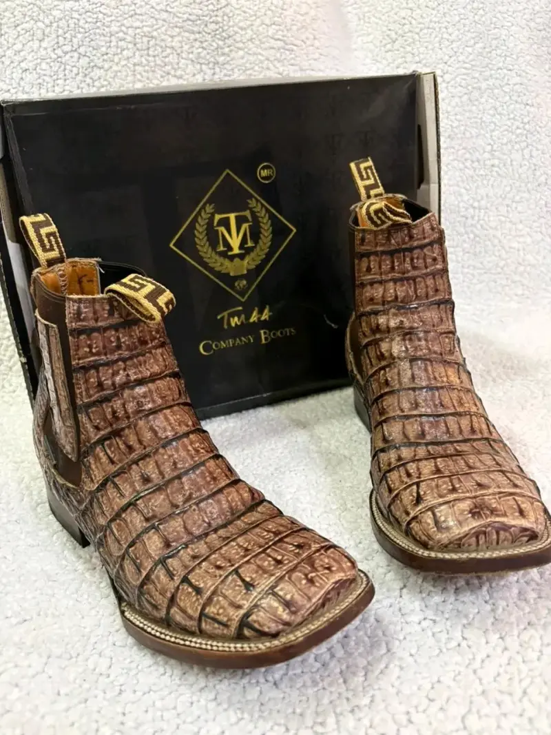 Botines de cuero estilo bulldog color tabaco - 1