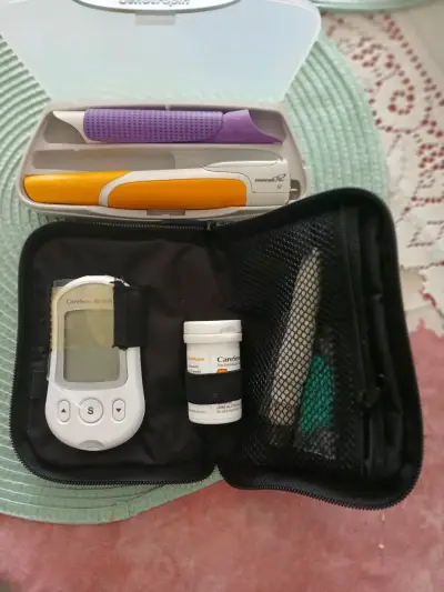 Kit de Medición de Glucosa CareSens con Estuche - miniatura 2