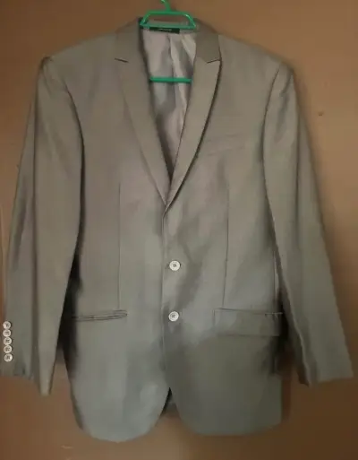 Traje gris brillante “Johnson’s”, como nuevo - miniatura 1