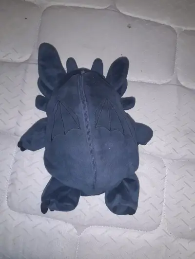 Polerón infantil con capucha de dragón negro - miniatura 3