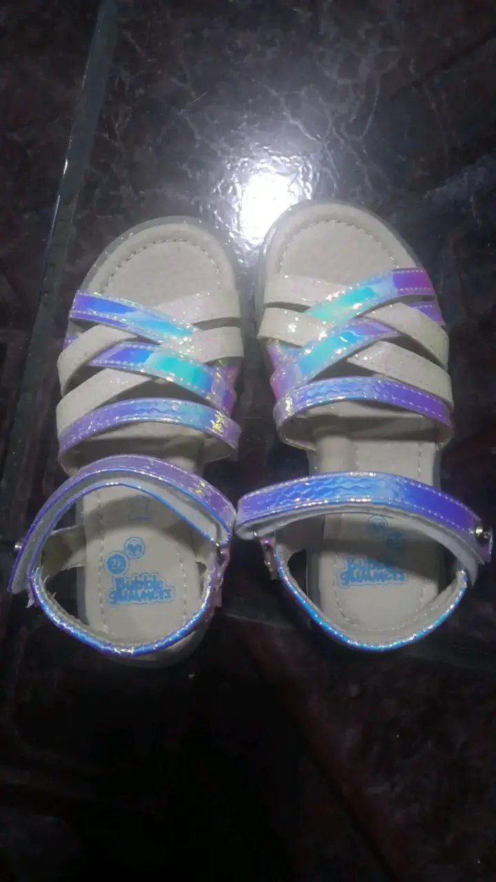 Sandalias infantiles holográficas talla 26 - 2