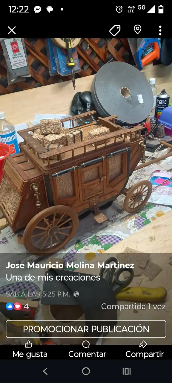 Diligencias antiguas en miniatura de madera y tela - 6