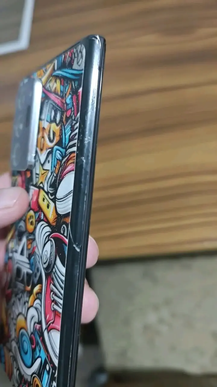 Samsung Galaxy Note20 Ultra con detalles - 3