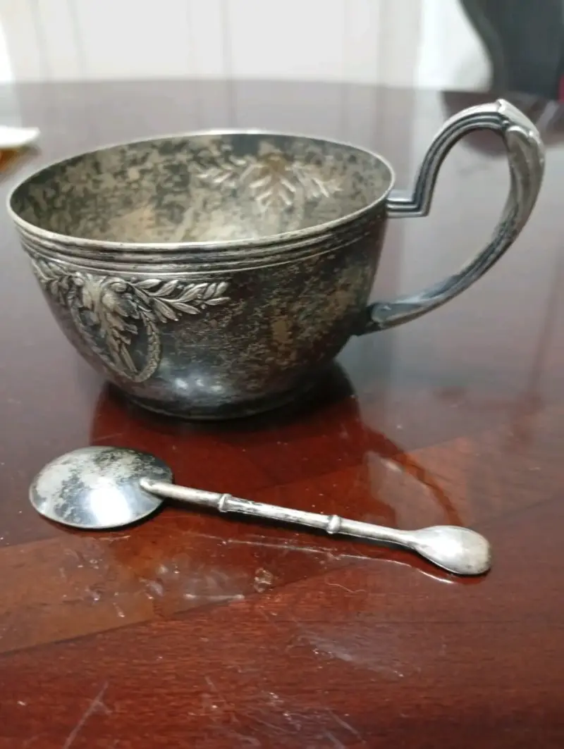 Taza y cuchara ,plateado o plata antiguo - 2