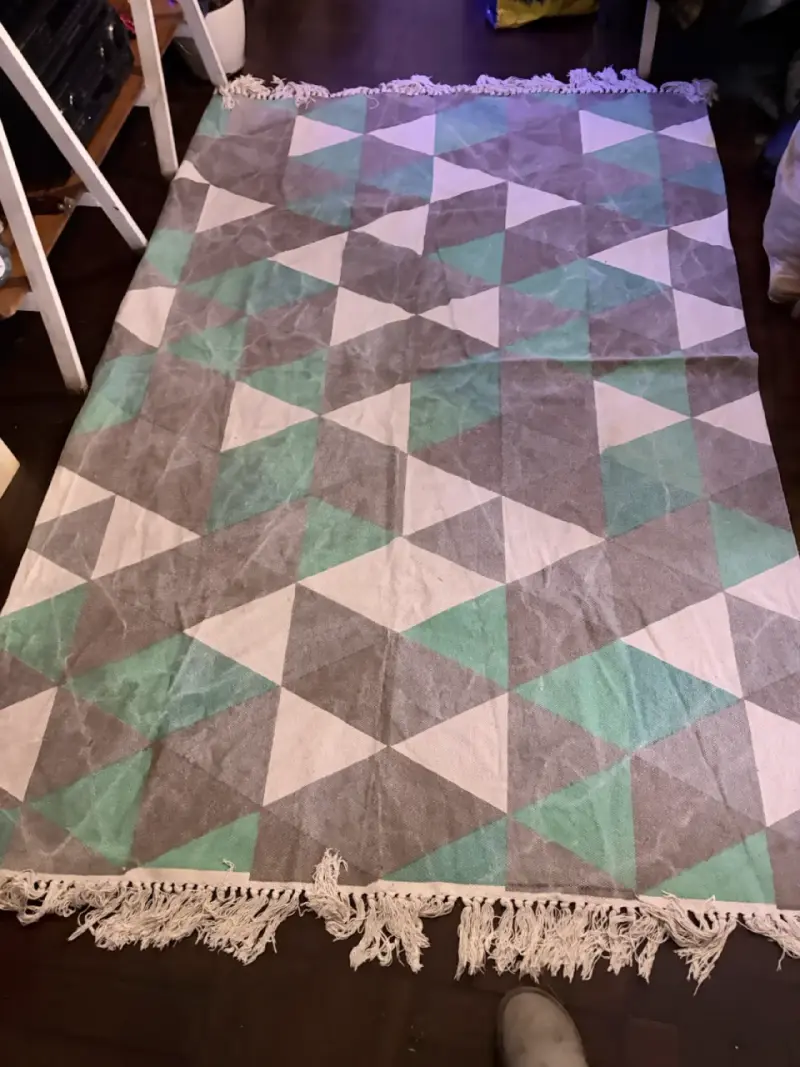 Alfombra geométrica con flecos 200 x 140