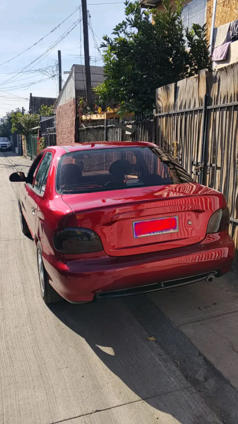 Hyundai accent Año 2000 - 3