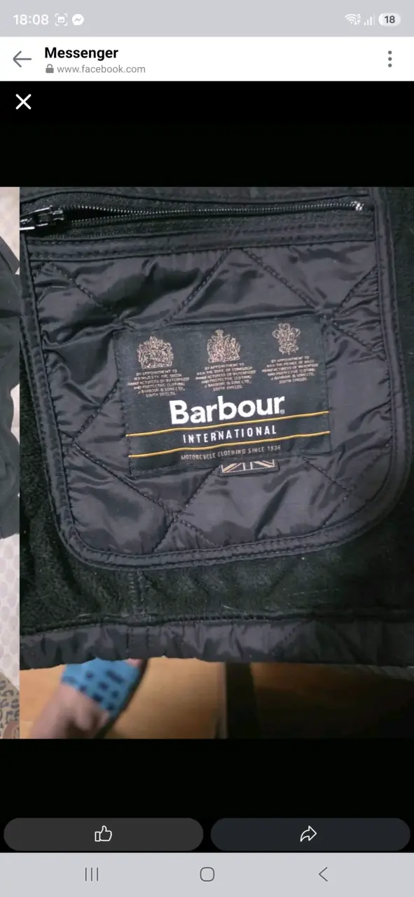 Chaqueta acolchada negra Barbour para hombre - 4