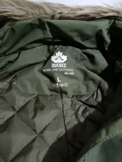Parka verde con capucha de piel sintética para mujer - miniatura 3