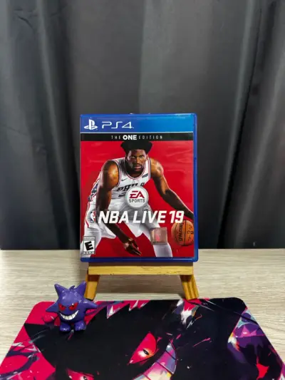 NBA Live 19 para PS4 en buen estado - miniatura 1