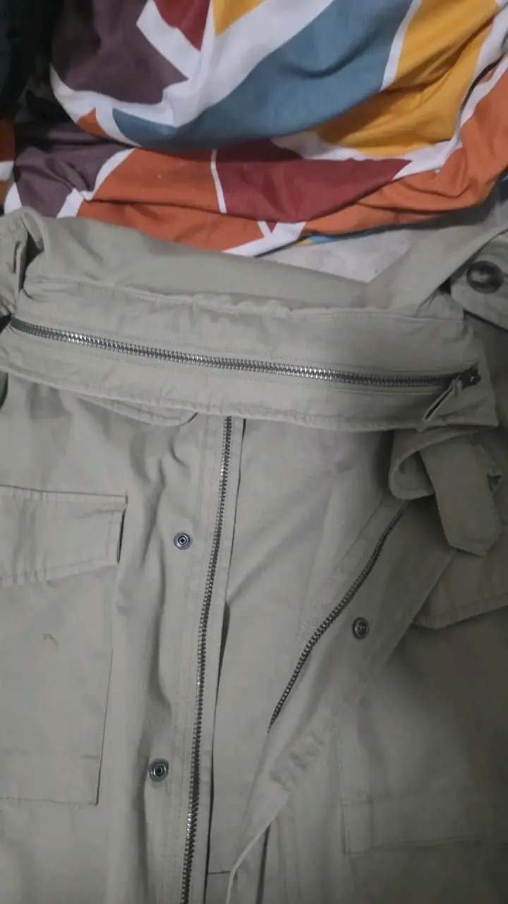 Parka beige Scalpers con bolsillos - 1