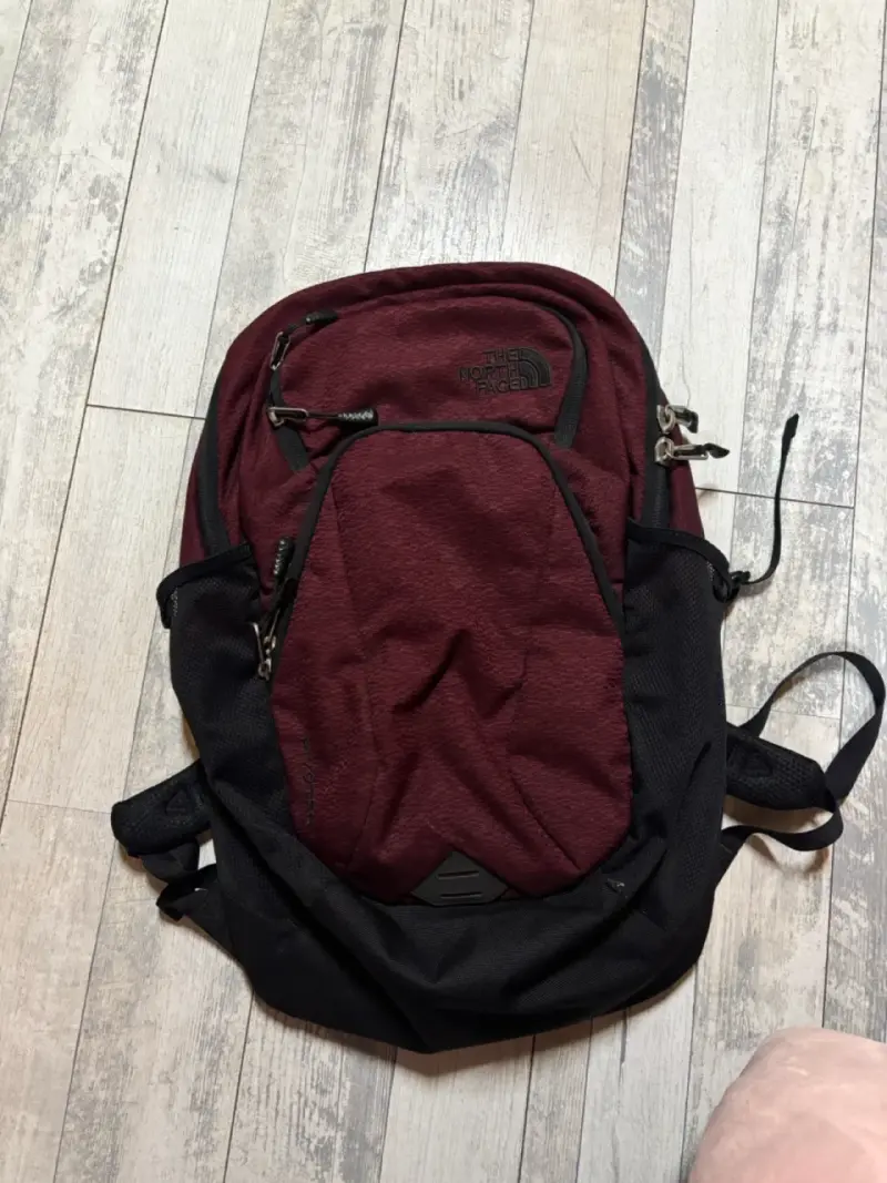 Mochila The North Face Borealis roja y negra - 3