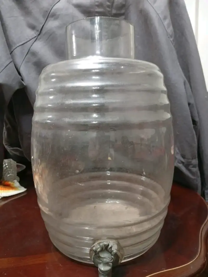 Dispensador de vidrio con grifo metálico vintage - 3