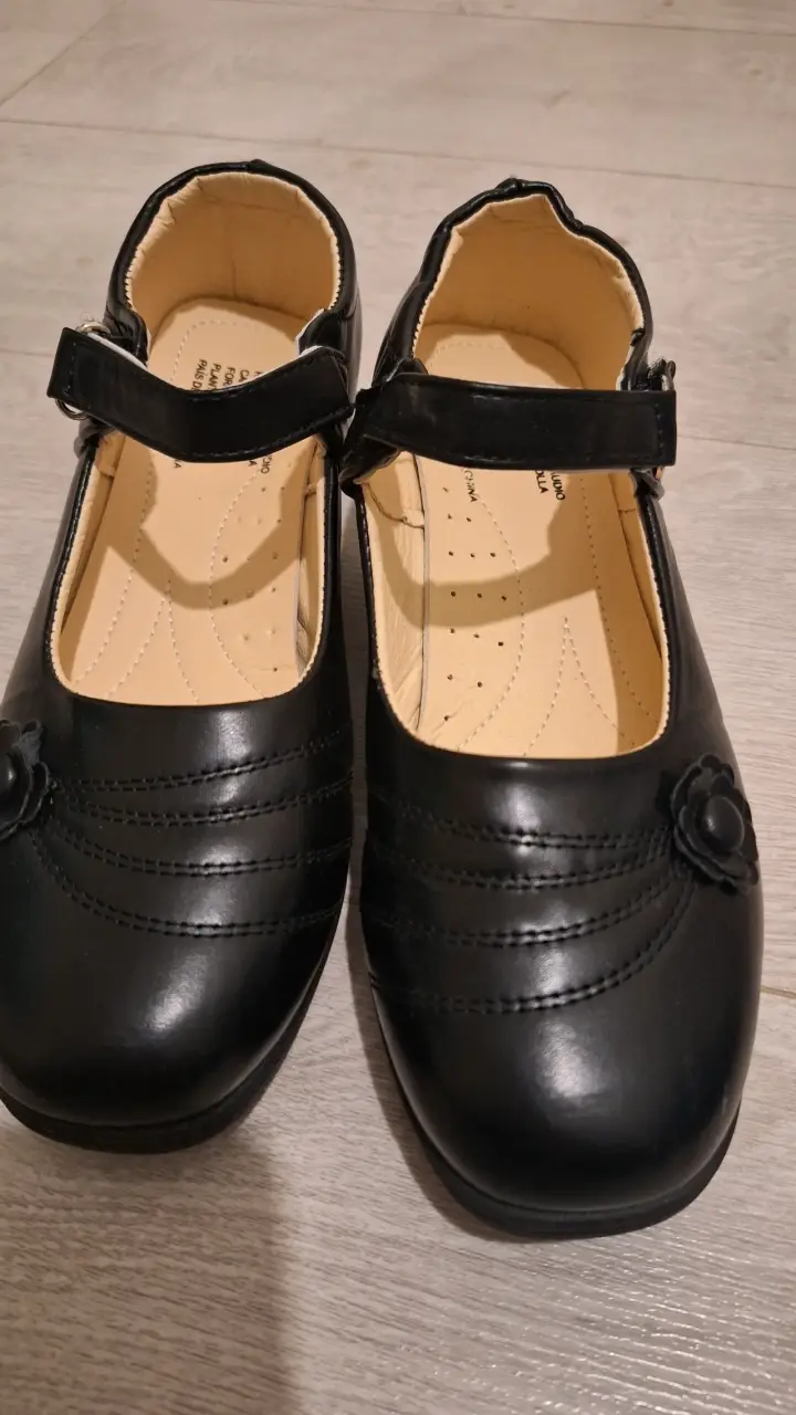 Zapatos para traje 18 sept. NIÑA - 2