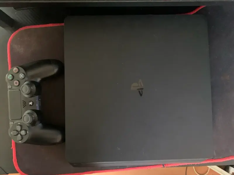 Consola PlayStation 4 con Control