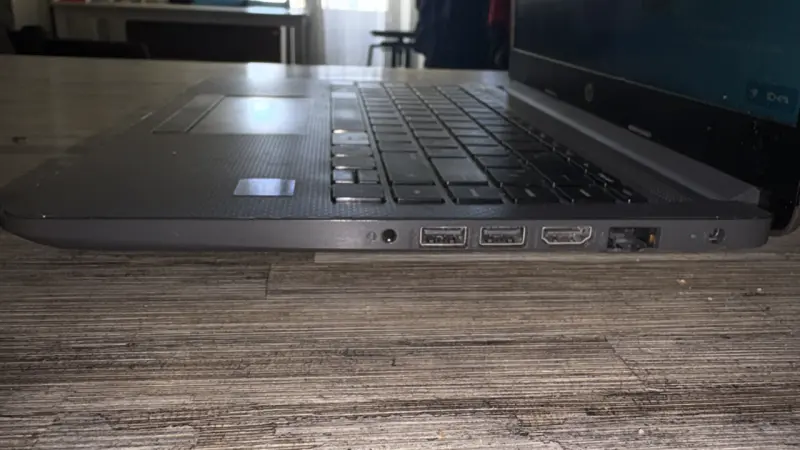 Notebook HP con Intel Core i3 y Windows 11 - 3
