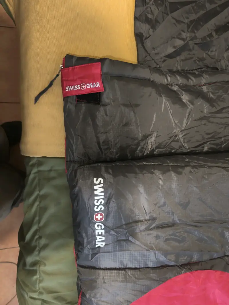 Saco de Dormir Swiss Gear Gris para Camping - 2