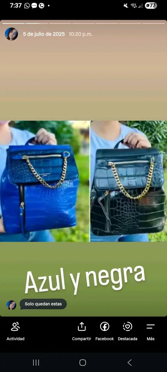 Mochilas de cuero sintético azul con cadena