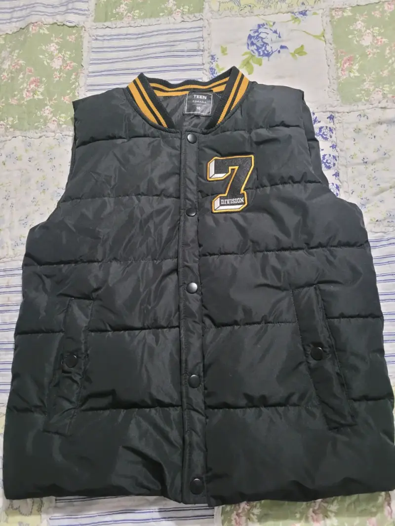Casacas Niño talla 16 - 2