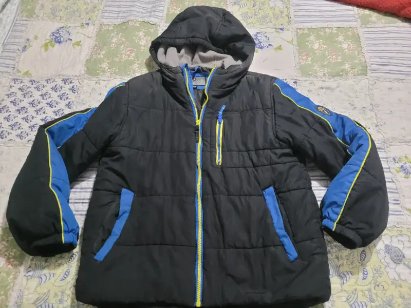 Casacas Niño talla 16 - 3