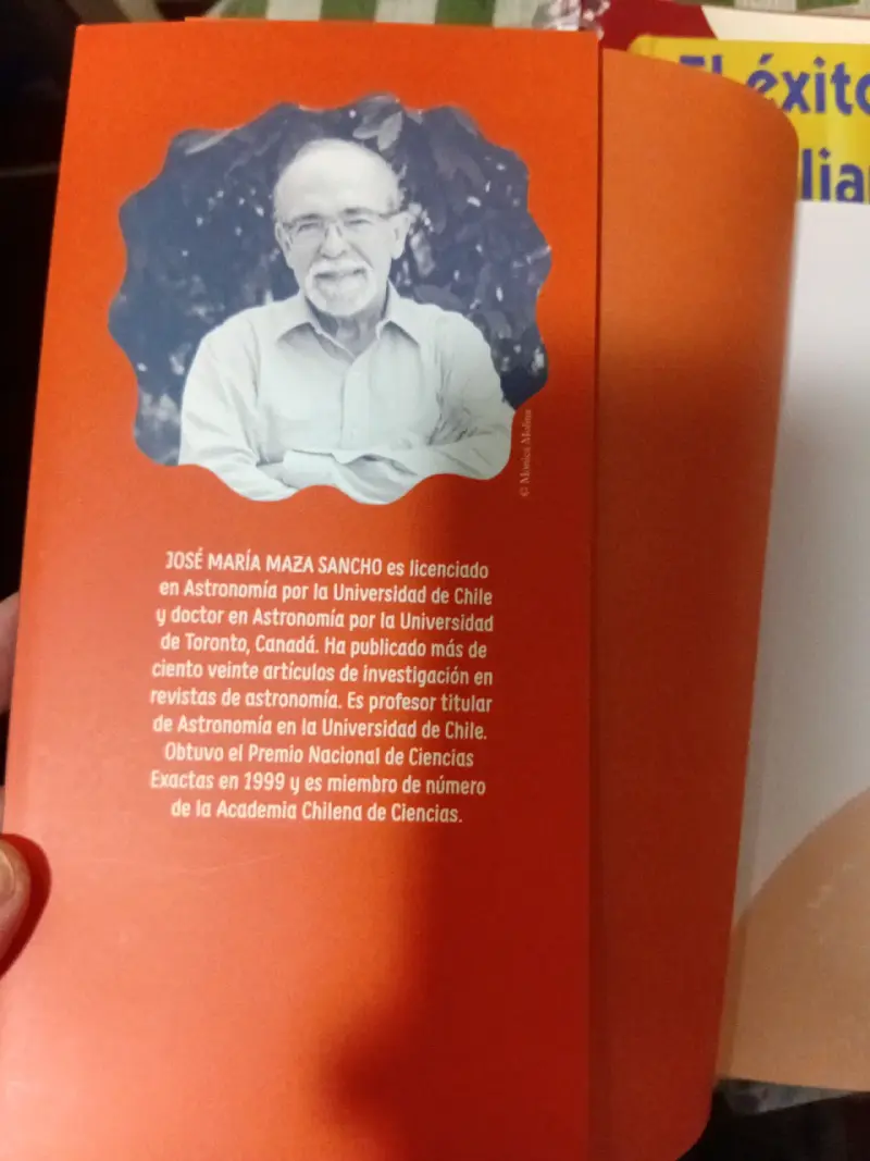 Libro 'Luna para niños y niñas' de José María Maza - 2