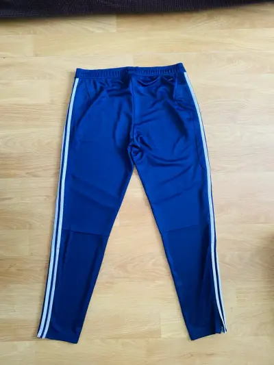 Pantalones deportivos azul Adidas con franjas - miniatura 3