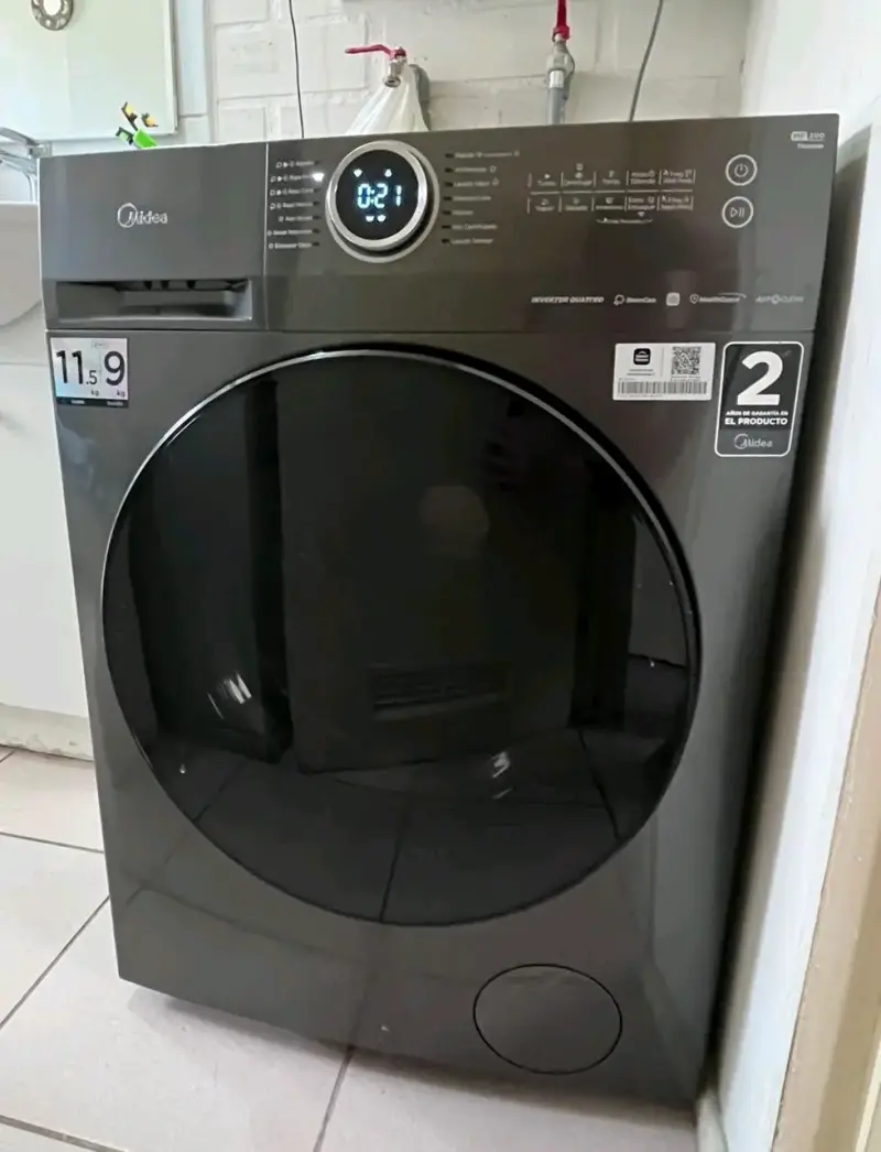 Lavadora secadora Midea 11.5 kg negra - 2