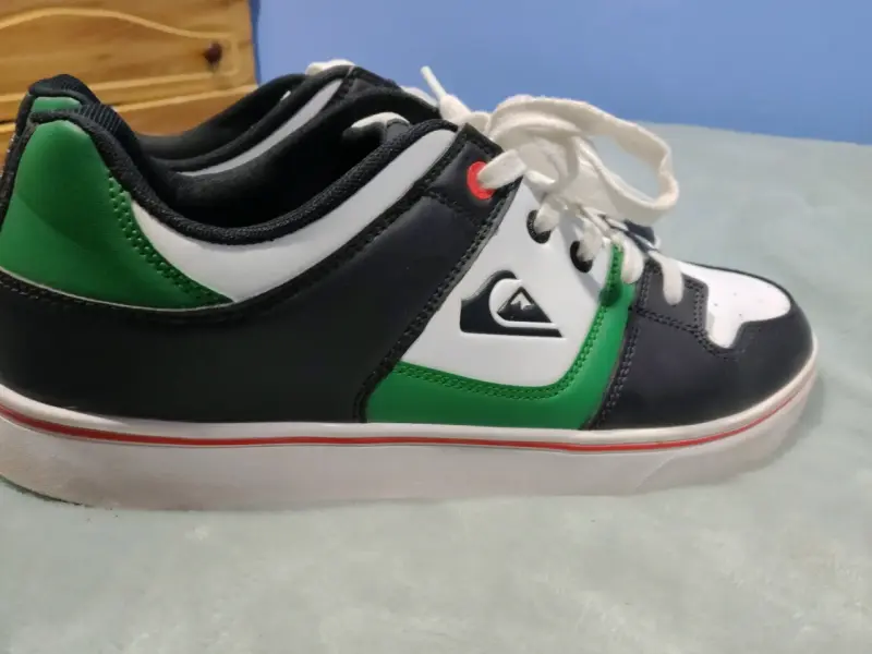 Zapatillas deportivas Quiksilver blancas y negras - 1