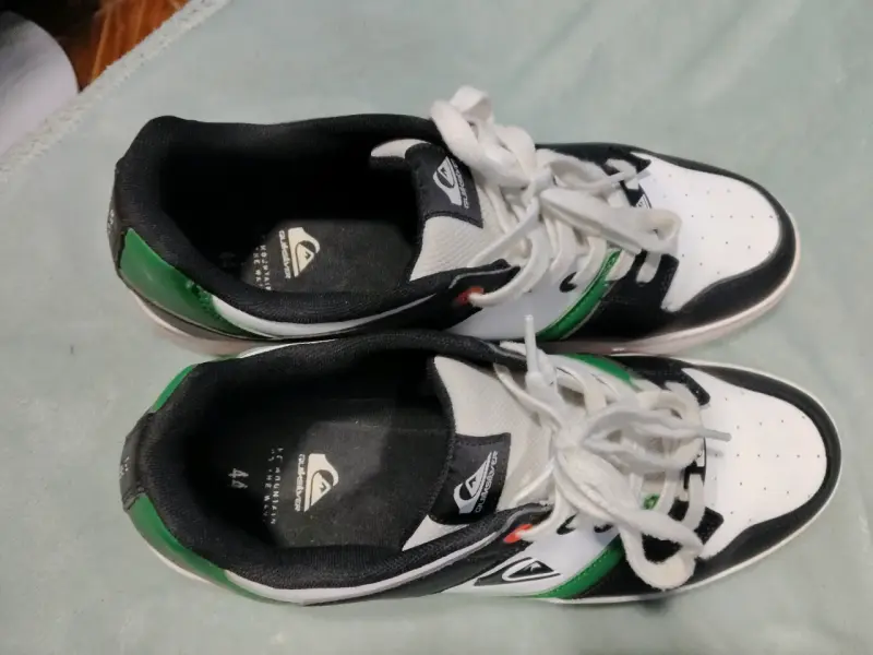 Zapatillas deportivas Quiksilver blancas y negras - 2