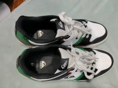 Zapatillas deportivas Quiksilver blancas y negras - miniatura 2