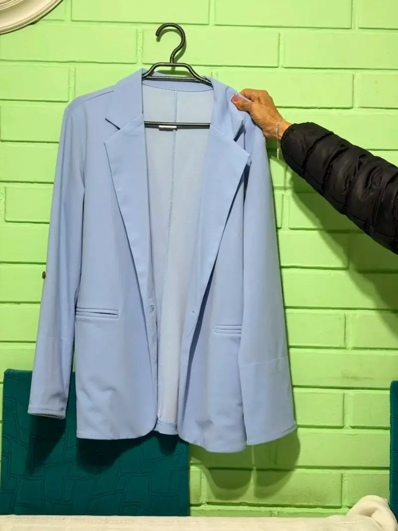 Blazer azul claro para mujer