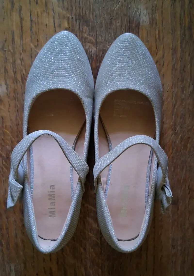 Zapatos de fiesta para niña con brillo y lazo - 2