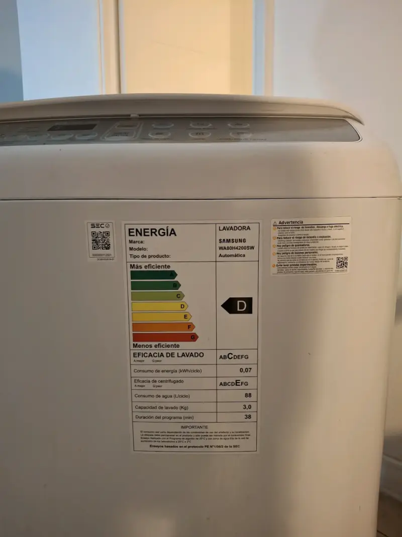 Lavadora Samsung Wobble 8 kg eficiente - 4