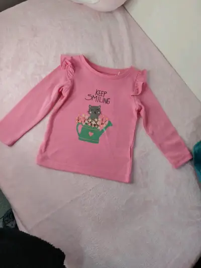 Polera manga larga rosa para bebé con diseño de gato - miniatura 2