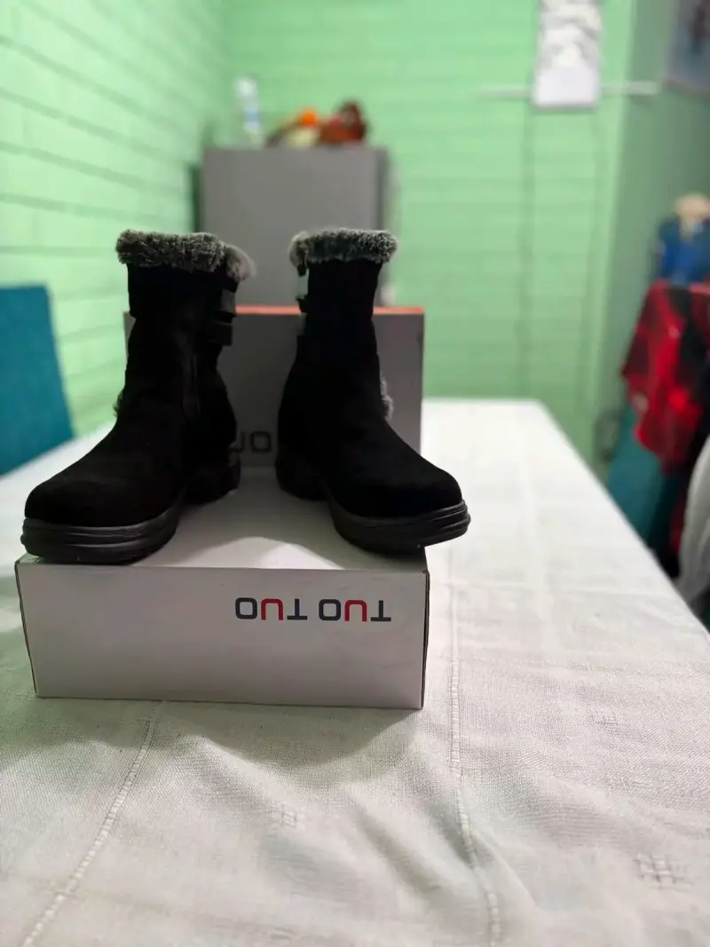 Botas de invierno negras con forro de peluche