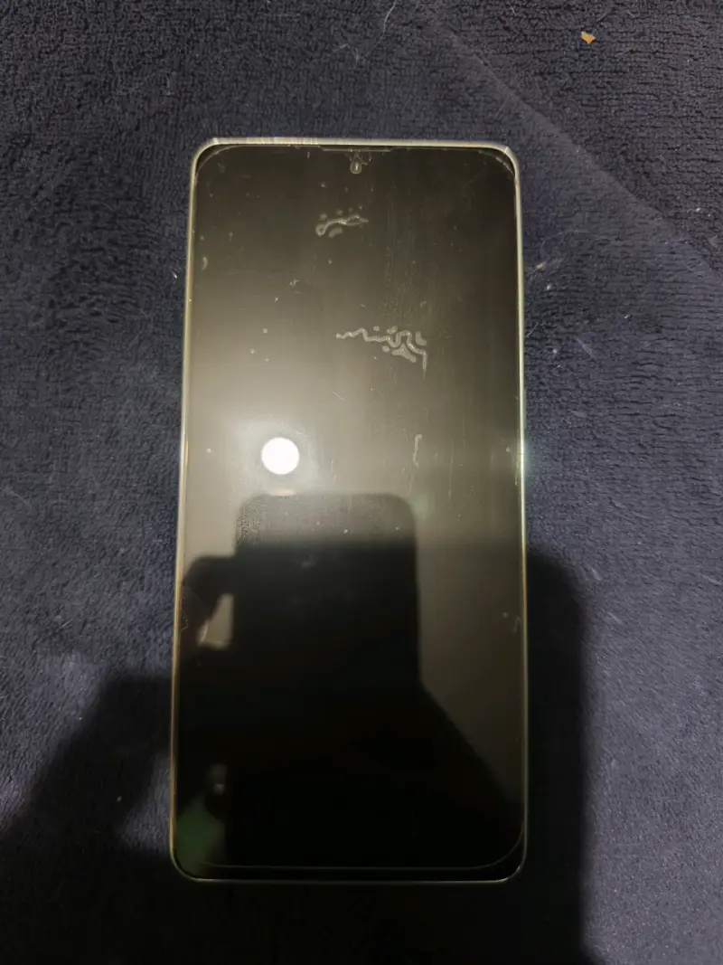 Samsung Galaxy A73 5G en buen estado - 3