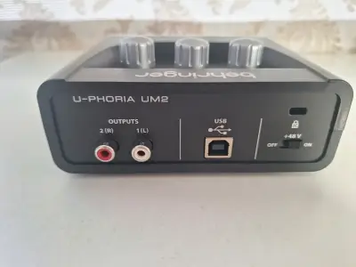 Interfaz de Audio USB Behringer U-Phoria UM2 - miniatura 6
