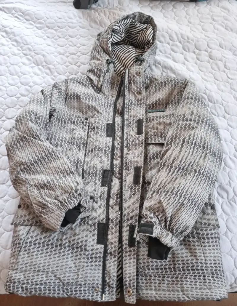 Chaqueta de invierno gris con capucha Maui&Sons - 1