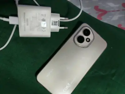 Smartphone Honor 400 con cámara 200 MP - miniatura 3