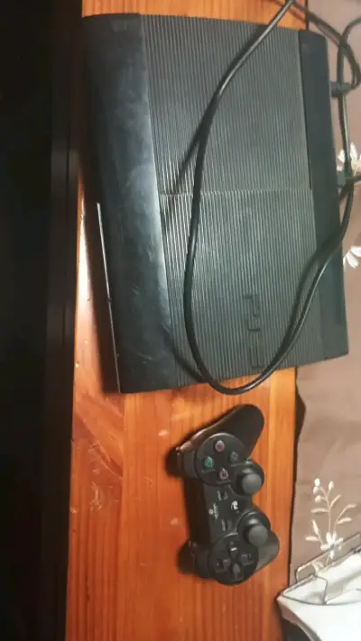 Consola PS3 con control incluido - miniatura 1