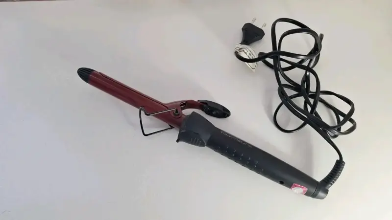 Rizador de Pelo Gama Tourmaline Negro y Rojo