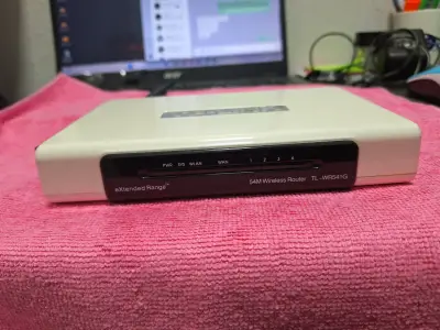 Router inalámbrico TP-Link TL-WR541G 54M - miniatura 1