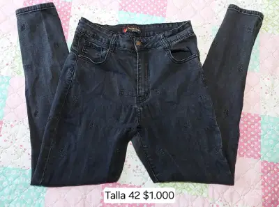 Jeans oscuros con bordado de mariposas talla 42 - miniatura 1