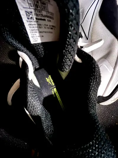 Zapatillas deportivas blancas y negras Reebok - miniatura 5