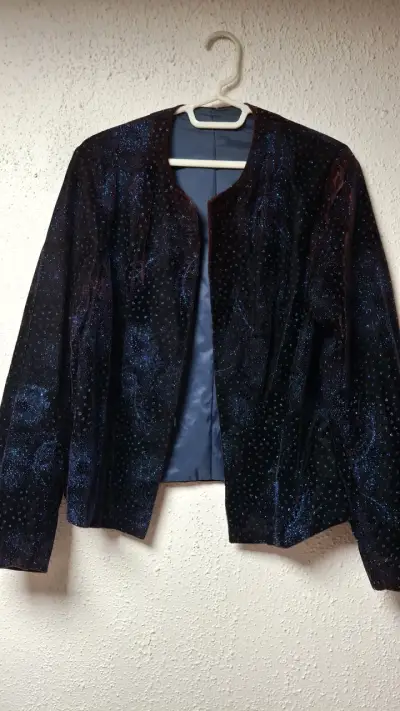 Chaqueta de terciopelo con diseño brillante - miniatura 1