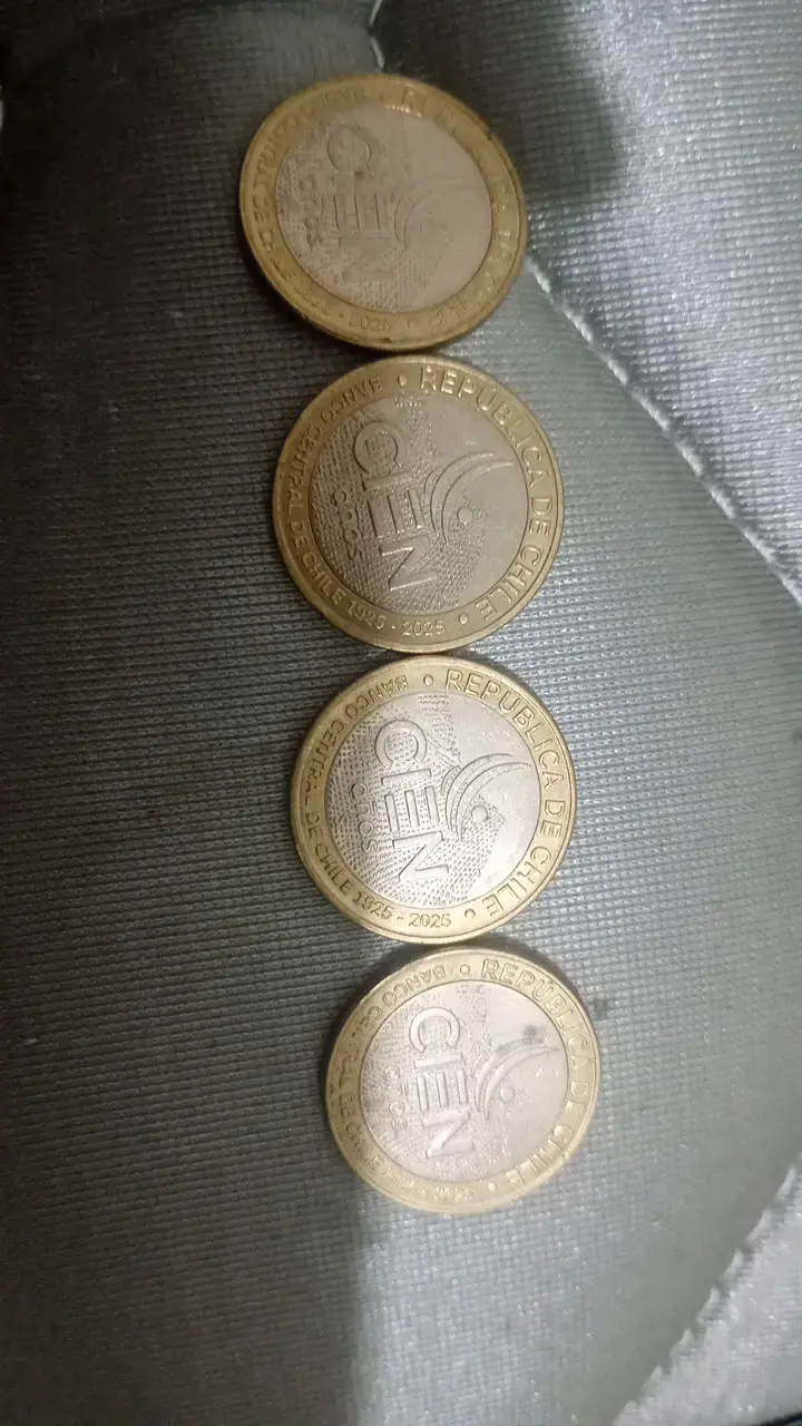 Monedas conmemorativas de 100 pesos Chile