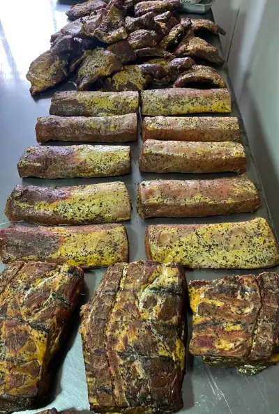 LONGANIZAS ARTESANALES AHUMADAS - miniatura 3