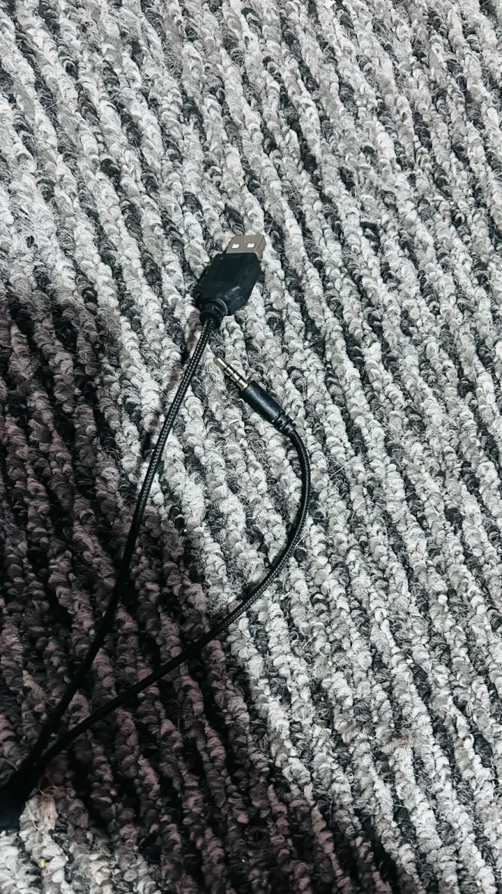 Audífonos con cable USB y jack 3.5mm - 2
